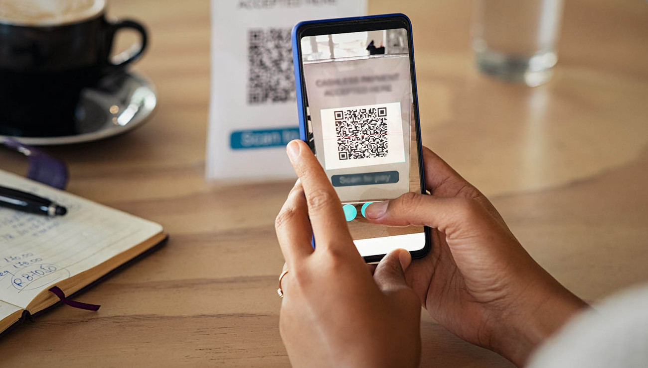 How to Promote Your QR Code Menu in Your Restaurant